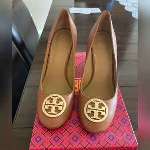 Tory Burch Pump size 8.5